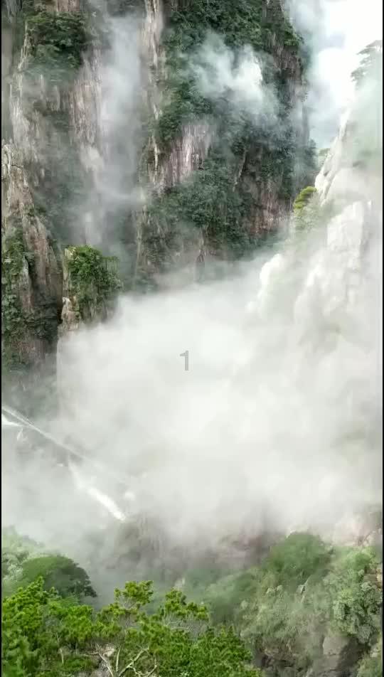 《人世间》导演又出力作，张若昀领衔，我却被这群王炸配角惊艳了